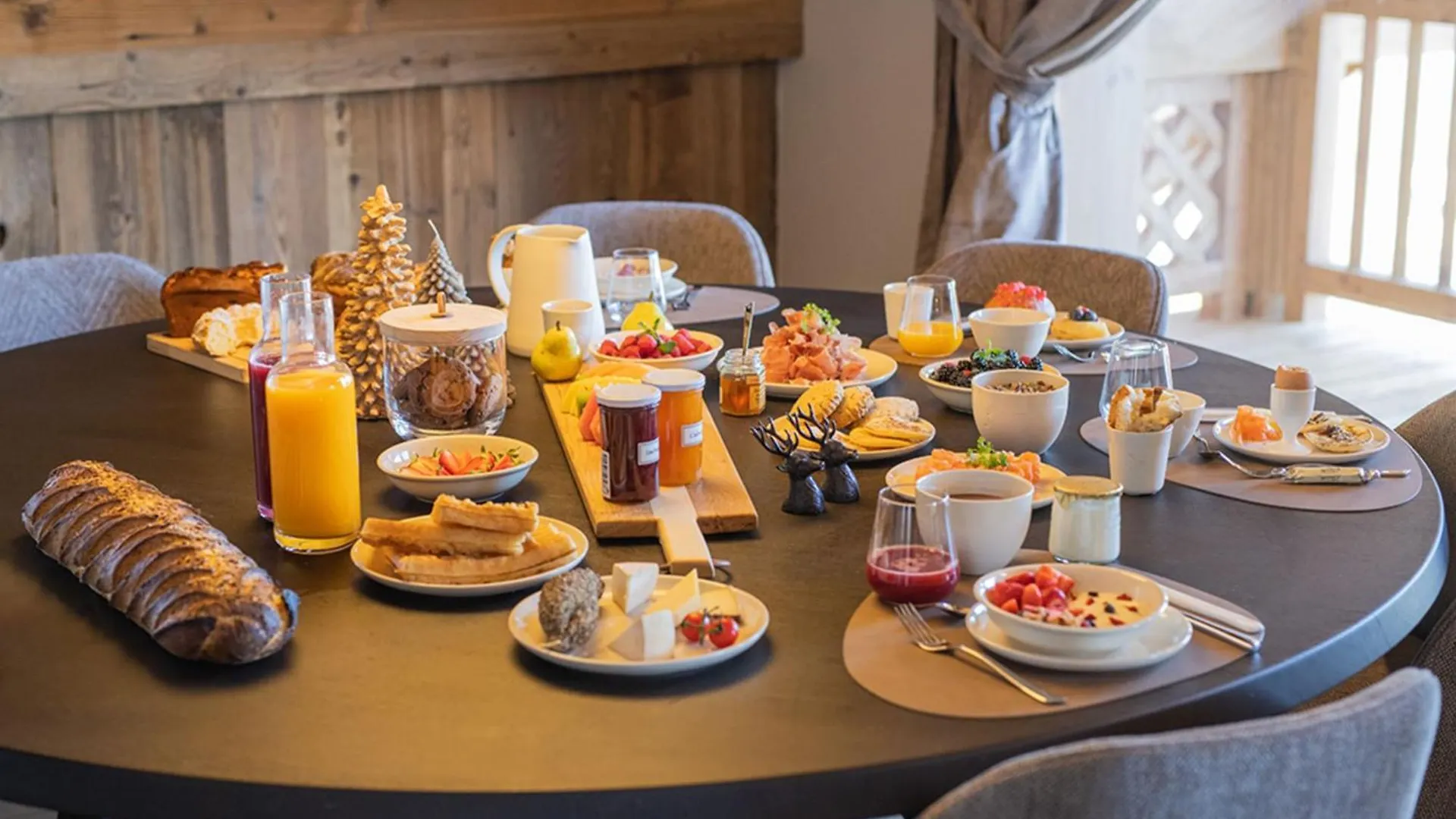 Antares Naos 203D - Huge Duplex Luxury Apartment Ski Inski Out Méribel